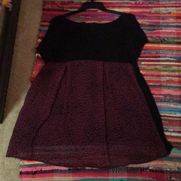 Black top with pink and black sheer back - Picture 2 of 2